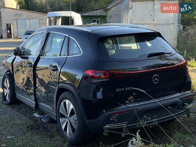 Мерседес EQA, об'ємом двигуна 0 л та пробігом 42 тис. км за 14100 $, фото 6 на Automoto.ua