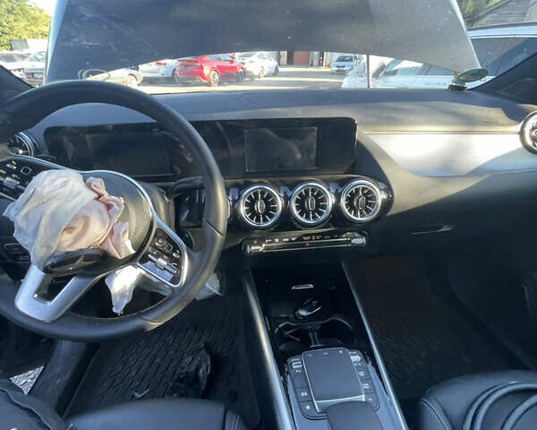 Мерседес EQA, об'ємом двигуна 0 л та пробігом 42 тис. км за 14100 $, фото 3 на Automoto.ua