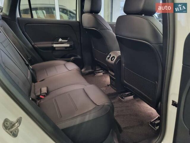 Мерседес EQA, объемом двигателя 0 л и пробегом 1 тыс. км за 30998 $, фото 12 на Automoto.ua