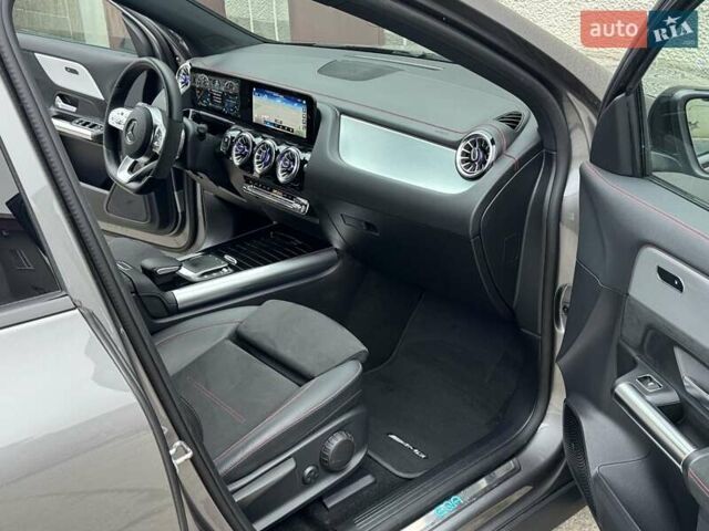 Серый Мерседес EQA, объемом двигателя 0 л и пробегом 130 тыс. км за 24900 $, фото 16 на Automoto.ua