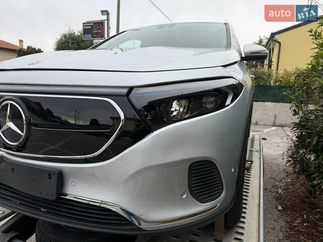 Серый Мерседес EQA, объемом двигателя 0 л и пробегом 83 тыс. км за 22500 $, фото 3 на Automoto.ua