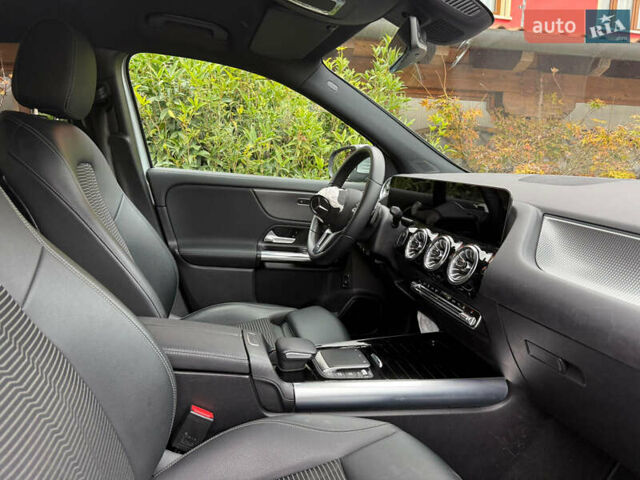 Серый Мерседес EQA, объемом двигателя 0 л и пробегом 83 тыс. км за 22500 $, фото 10 на Automoto.ua