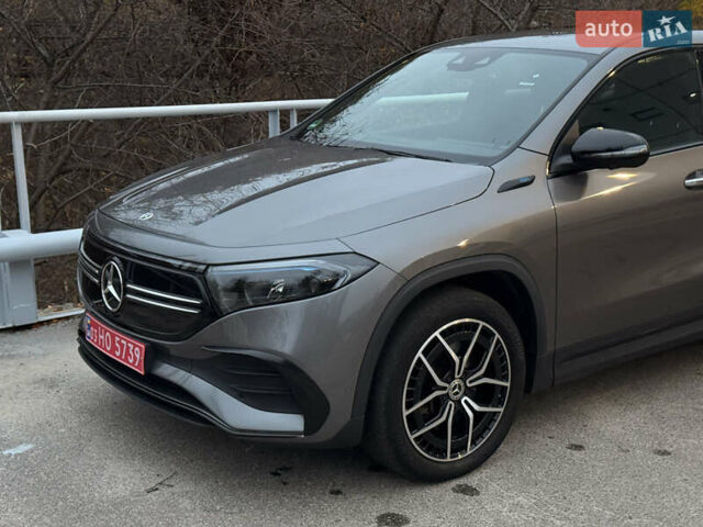 Серый Мерседес EQA, объемом двигателя 0 л и пробегом 93 тыс. км за 32900 $, фото 10 на Automoto.ua