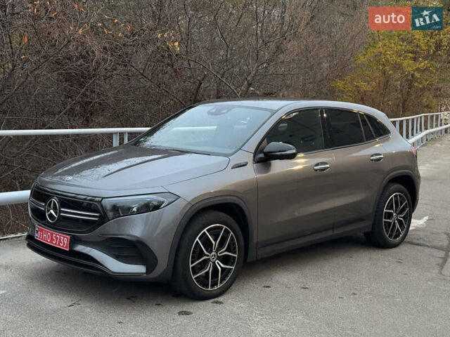 Серый Мерседес EQA, объемом двигателя 0 л и пробегом 93 тыс. км за 32900 $, фото 9 на Automoto.ua