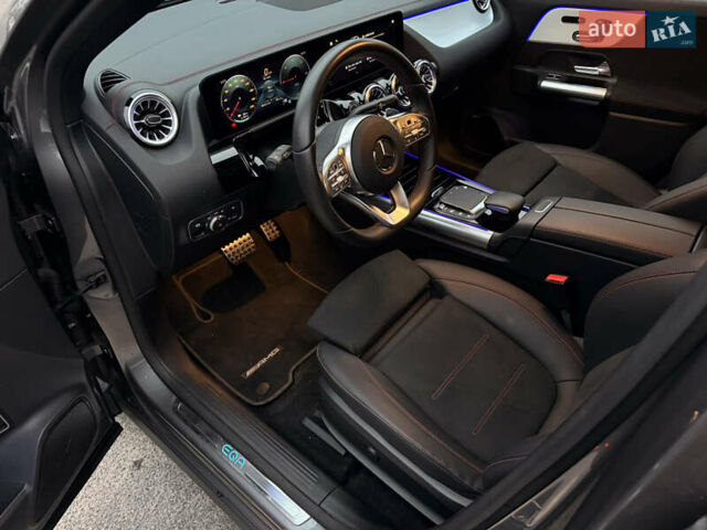 Серый Мерседес EQA, объемом двигателя 0 л и пробегом 93 тыс. км за 32900 $, фото 21 на Automoto.ua