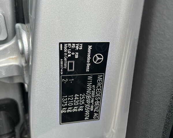 Серый Мерседес EQA, объемом двигателя 0 л и пробегом 25 тыс. км за 32000 $, фото 19 на Automoto.ua