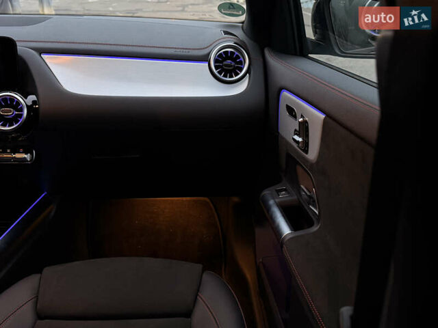 Серый Мерседес EQA, объемом двигателя 0 л и пробегом 93 тыс. км за 32900 $, фото 15 на Automoto.ua
