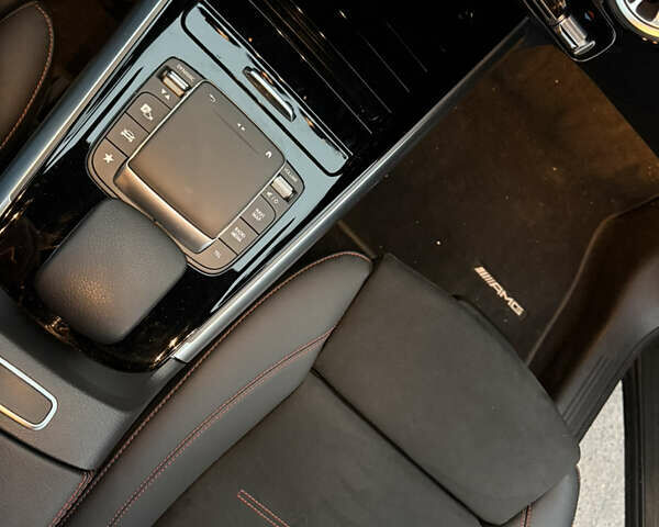 Серый Мерседес EQA, объемом двигателя 0 л и пробегом 93 тыс. км за 32900 $, фото 28 на Automoto.ua