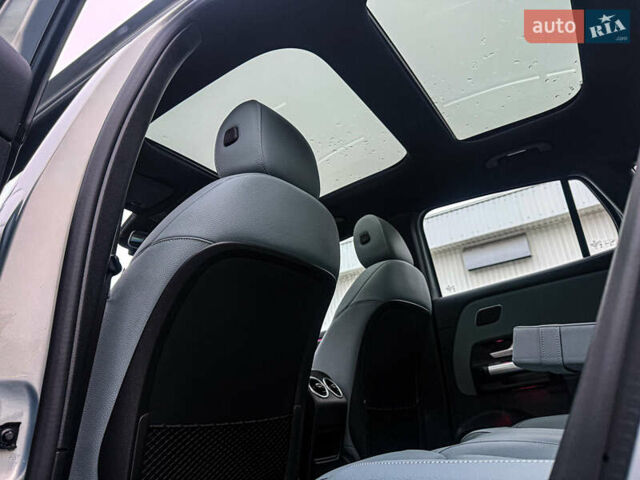 Серый Мерседес EQA, объемом двигателя 0 л и пробегом 1 тыс. км за 36850 $, фото 12 на Automoto.ua