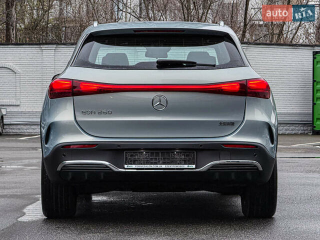 Серый Мерседес EQA, объемом двигателя 0 л и пробегом 1 тыс. км за 36850 $, фото 3 на Automoto.ua