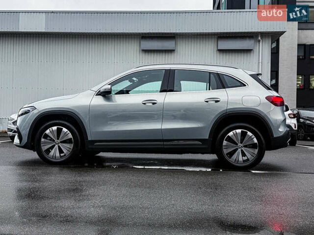 Серый Мерседес EQA, объемом двигателя 0 л и пробегом 1 тыс. км за 36850 $, фото 7 на Automoto.ua
