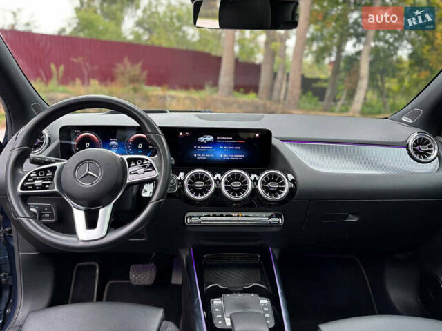 Синий Мерседес EQA, объемом двигателя 0 л и пробегом 248 тыс. км за 22700 $, фото 43 на Automoto.ua