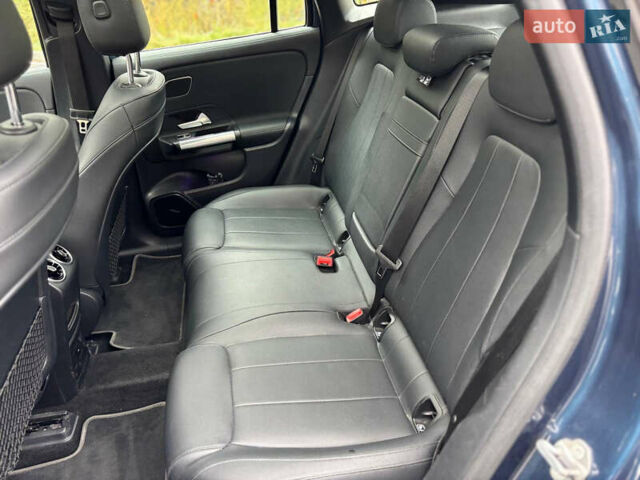 Синий Мерседес EQA, объемом двигателя 0 л и пробегом 248 тыс. км за 22700 $, фото 42 на Automoto.ua