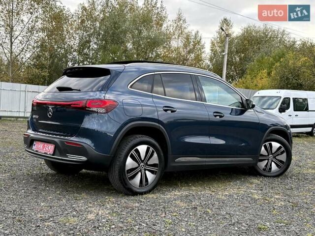Синий Мерседес EQA, объемом двигателя 0 л и пробегом 68 тыс. км за 25900 $, фото 6 на Automoto.ua