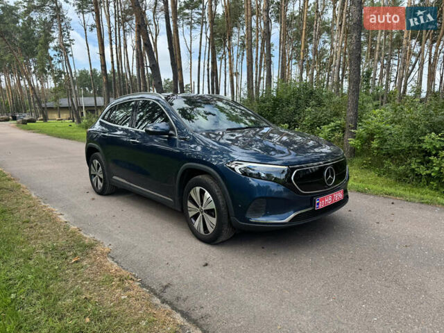 Синий Мерседес EQA, объемом двигателя 0 л и пробегом 246 тыс. км за 23000 $, фото 1 на Automoto.ua