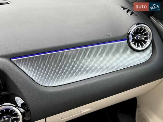 Синий Мерседес EQA, объемом двигателя 0 л и пробегом 68 тыс. км за 25900 $, фото 53 на Automoto.ua