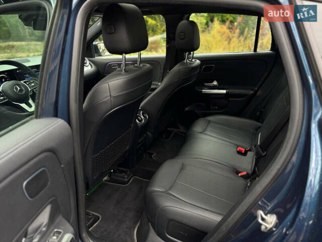 Синий Мерседес EQA, объемом двигателя 0 л и пробегом 248 тыс. км за 22700 $, фото 39 на Automoto.ua