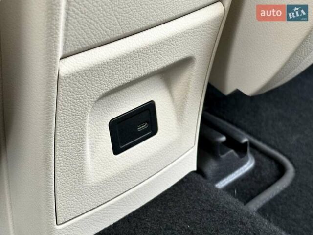 Синий Мерседес EQA, объемом двигателя 0 л и пробегом 68 тыс. км за 25900 $, фото 63 на Automoto.ua