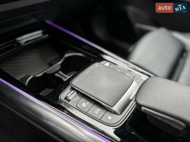 Синий Мерседес EQA, объемом двигателя 0 л и пробегом 248 тыс. км за 22700 $, фото 35 на Automoto.ua