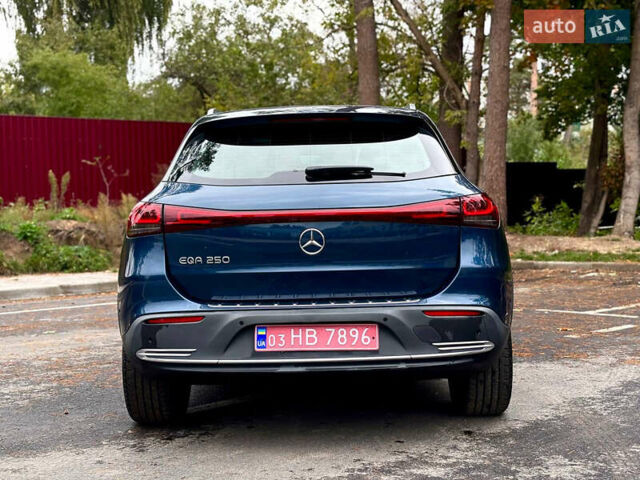 Синий Мерседес EQA, объемом двигателя 0 л и пробегом 248 тыс. км за 22700 $, фото 14 на Automoto.ua