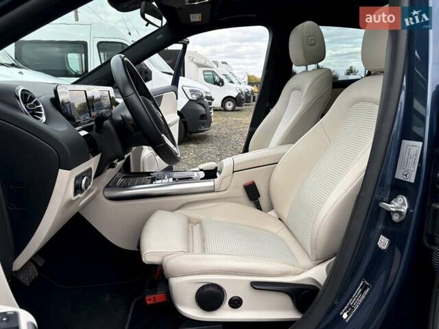 Синий Мерседес EQA, объемом двигателя 0 л и пробегом 68 тыс. км за 25900 $, фото 45 на Automoto.ua