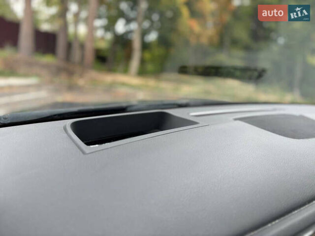 Синий Мерседес EQA, объемом двигателя 0 л и пробегом 248 тыс. км за 22700 $, фото 30 на Automoto.ua