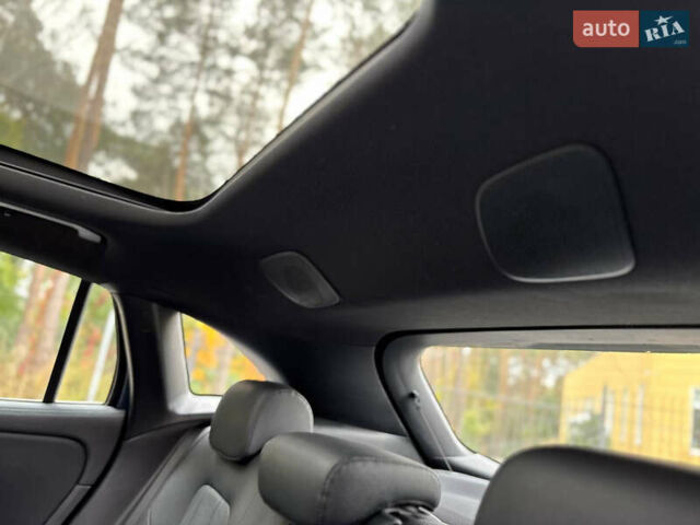 Синий Мерседес EQA, объемом двигателя 0 л и пробегом 248 тыс. км за 22700 $, фото 48 на Automoto.ua