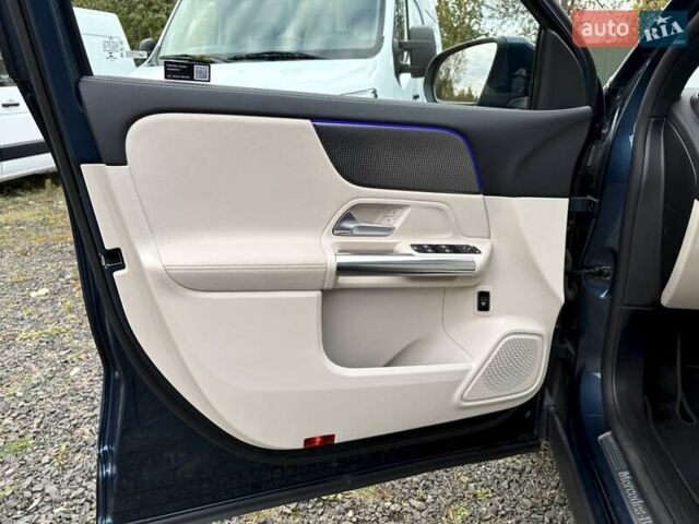 Синий Мерседес EQA, объемом двигателя 0 л и пробегом 68 тыс. км за 25900 $, фото 41 на Automoto.ua