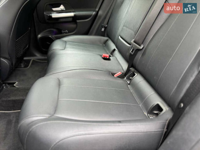 Синий Мерседес EQA, объемом двигателя 0 л и пробегом 248 тыс. км за 22700 $, фото 41 на Automoto.ua