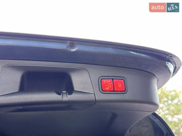 Синій Мерседес EQA, об'ємом двигуна 0 л та пробігом 70 тис. км за 26990 $, фото 15 на Automoto.ua