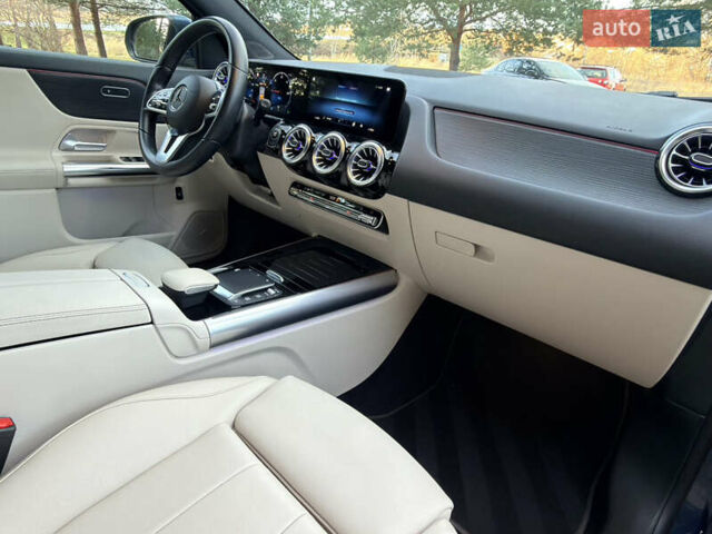 Синій Мерседес EQA, об'ємом двигуна 0 л та пробігом 70 тис. км за 26990 $, фото 20 на Automoto.ua