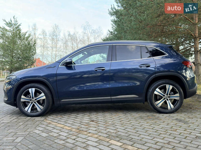 Синій Мерседес EQA, об'ємом двигуна 0 л та пробігом 70 тис. км за 26990 $, фото 9 на Automoto.ua