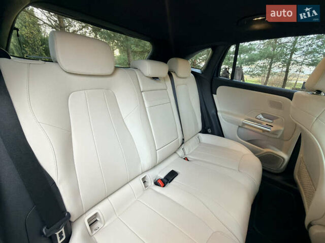 Синій Мерседес EQA, об'ємом двигуна 0 л та пробігом 70 тис. км за 26990 $, фото 19 на Automoto.ua