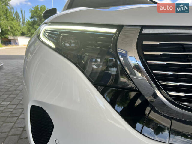 Білий Мерседес EQC, об'ємом двигуна 0 л та пробігом 34 тис. км за 31999 $, фото 6 на Automoto.ua
