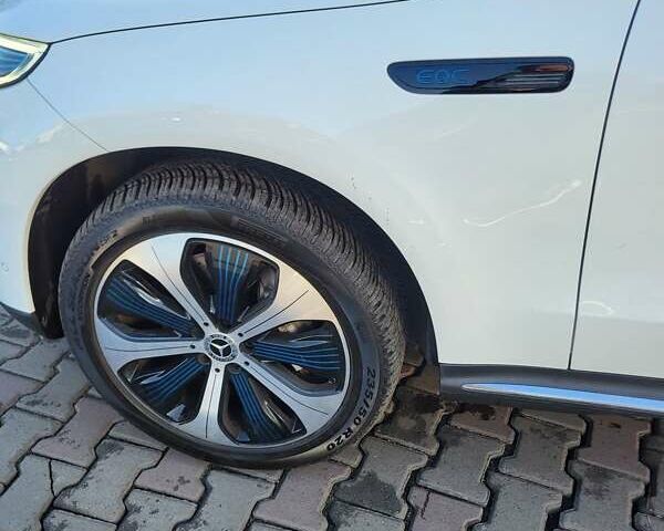 Белый Мерседес EQC, объемом двигателя 0 л и пробегом 55 тыс. км за 32000 $, фото 7 на Automoto.ua