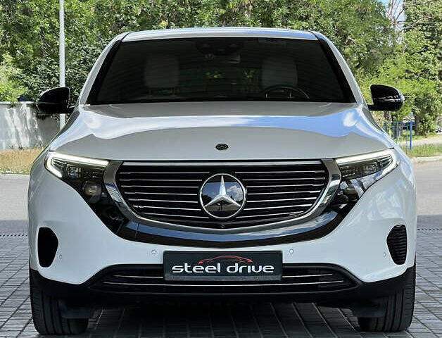 Білий Мерседес EQC, об'ємом двигуна 0 л та пробігом 34 тис. км за 31999 $, фото 1 на Automoto.ua