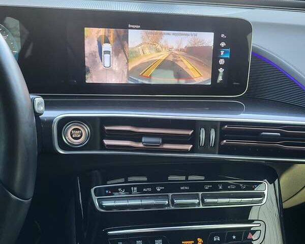 Белый Мерседес EQC, объемом двигателя 0 л и пробегом 55 тыс. км за 32000 $, фото 9 на Automoto.ua