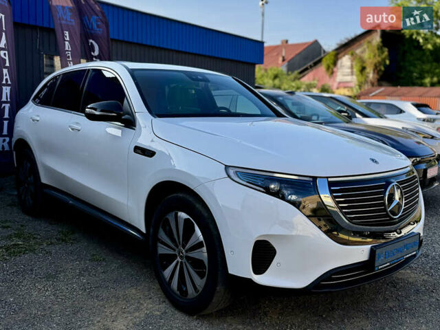 Белый Мерседес EQC, объемом двигателя 0 л и пробегом 39 тыс. км за 30199 $, фото 2 на Automoto.ua
