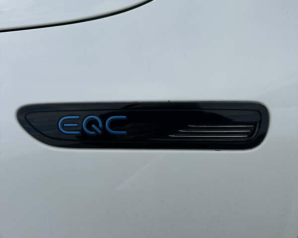Белый Мерседес EQC, объемом двигателя 0 л и пробегом 51 тыс. км за 32500 $, фото 16 на Automoto.ua