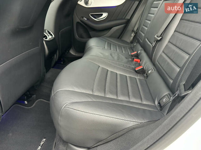 Белый Мерседес EQC, объемом двигателя 0 л и пробегом 140 тыс. км за 32800 $, фото 21 на Automoto.ua