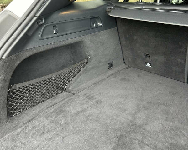 Белый Мерседес EQC, объемом двигателя 0 л и пробегом 51 тыс. км за 32500 $, фото 36 на Automoto.ua