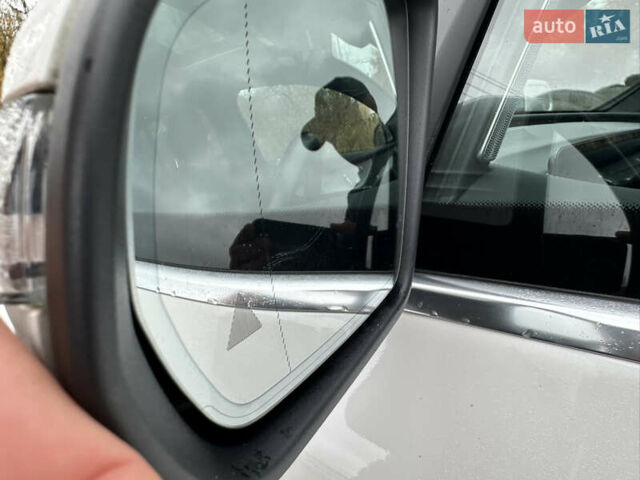 Белый Мерседес EQC, объемом двигателя 0 л и пробегом 140 тыс. км за 32800 $, фото 12 на Automoto.ua