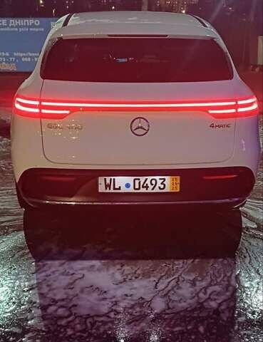 Білий Мерседес EQC, об'ємом двигуна 0 л та пробігом 164 тис. км за 31899 $, фото 13 на Automoto.ua
