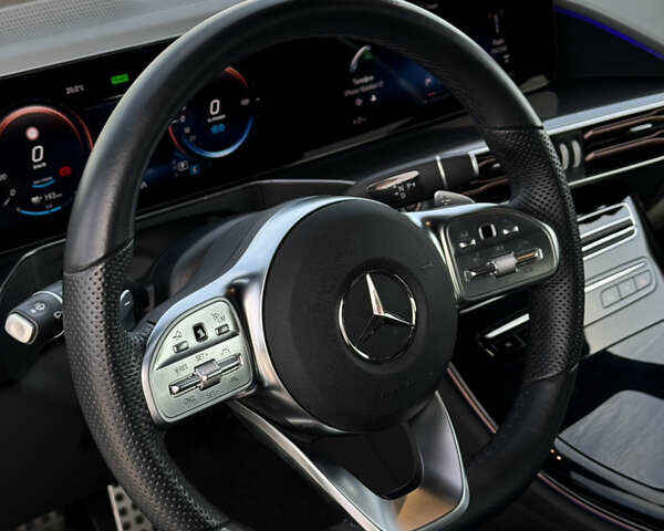 Білий Мерседес EQC, об'ємом двигуна 0 л та пробігом 46 тис. км за 35900 $, фото 17 на Automoto.ua