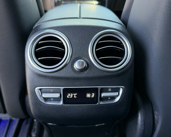 Белый Мерседес EQC, объемом двигателя 0 л и пробегом 36 тыс. км за 45000 $, фото 15 на Automoto.ua