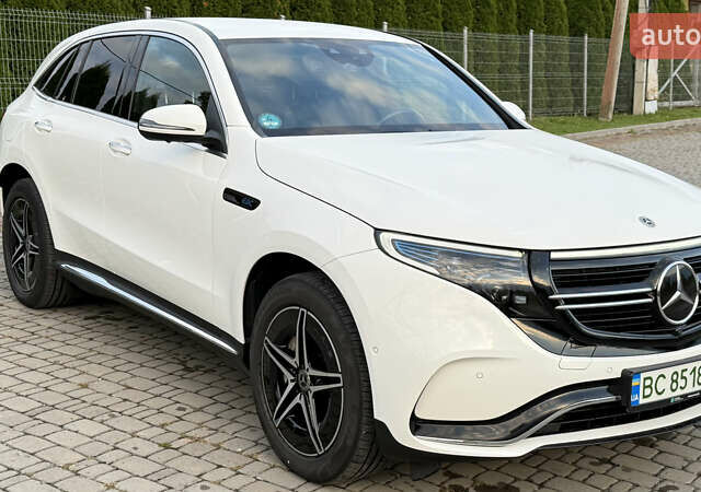 Белый Мерседес EQC, объемом двигателя 0 л и пробегом 80 тыс. км за 37000 $, фото 2 на Automoto.ua