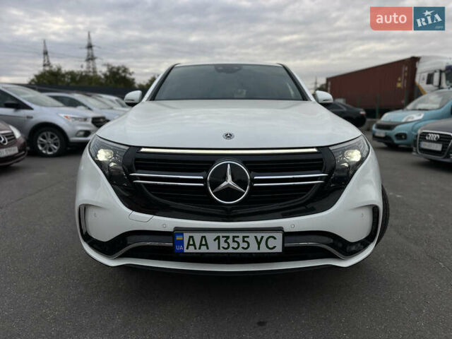 Белый Мерседес EQC, объемом двигателя 0 л и пробегом 42 тыс. км за 42500 $, фото 1 на Automoto.ua
