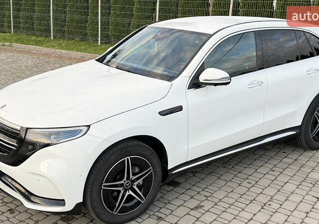 Белый Мерседес EQC, объемом двигателя 0 л и пробегом 80 тыс. км за 37000 $, фото 4 на Automoto.ua