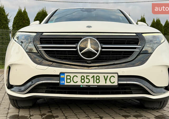 Белый Мерседес EQC, объемом двигателя 0 л и пробегом 80 тыс. км за 37000 $, фото 11 на Automoto.ua
