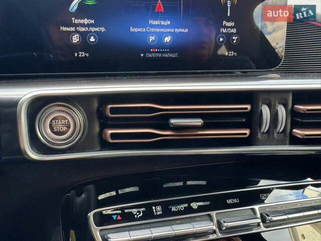 Белый Мерседес EQC, объемом двигателя 0 л и пробегом 70 тыс. км за 34999 $, фото 34 на Automoto.ua